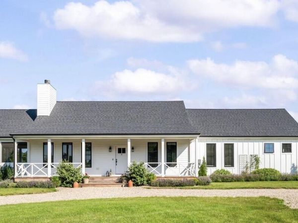 12054 California Road, Bridgman, MI 49106