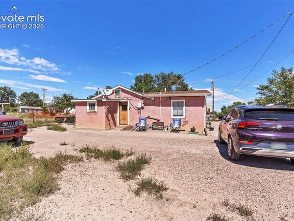 2120 W 11th Street, Pueblo, CO 81003