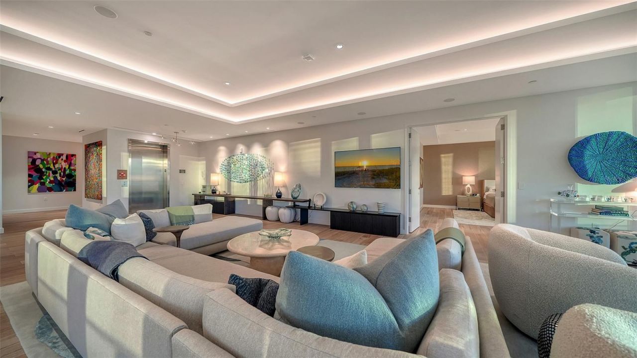 1561 Gulf Of Mexico Drive, Unit 404, Longboat Key, FL 34228 Photo