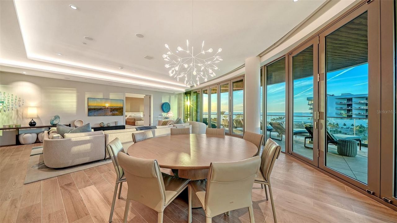 1561 Gulf Of Mexico Drive, Unit 404, Longboat Key, FL 34228 Photo
