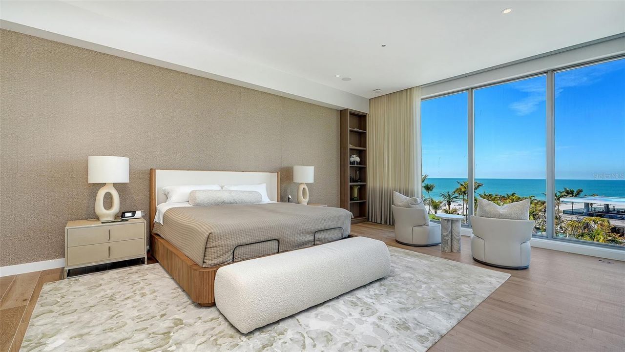 1561 Gulf Of Mexico Drive, Unit 404, Longboat Key, FL 34228 Photo