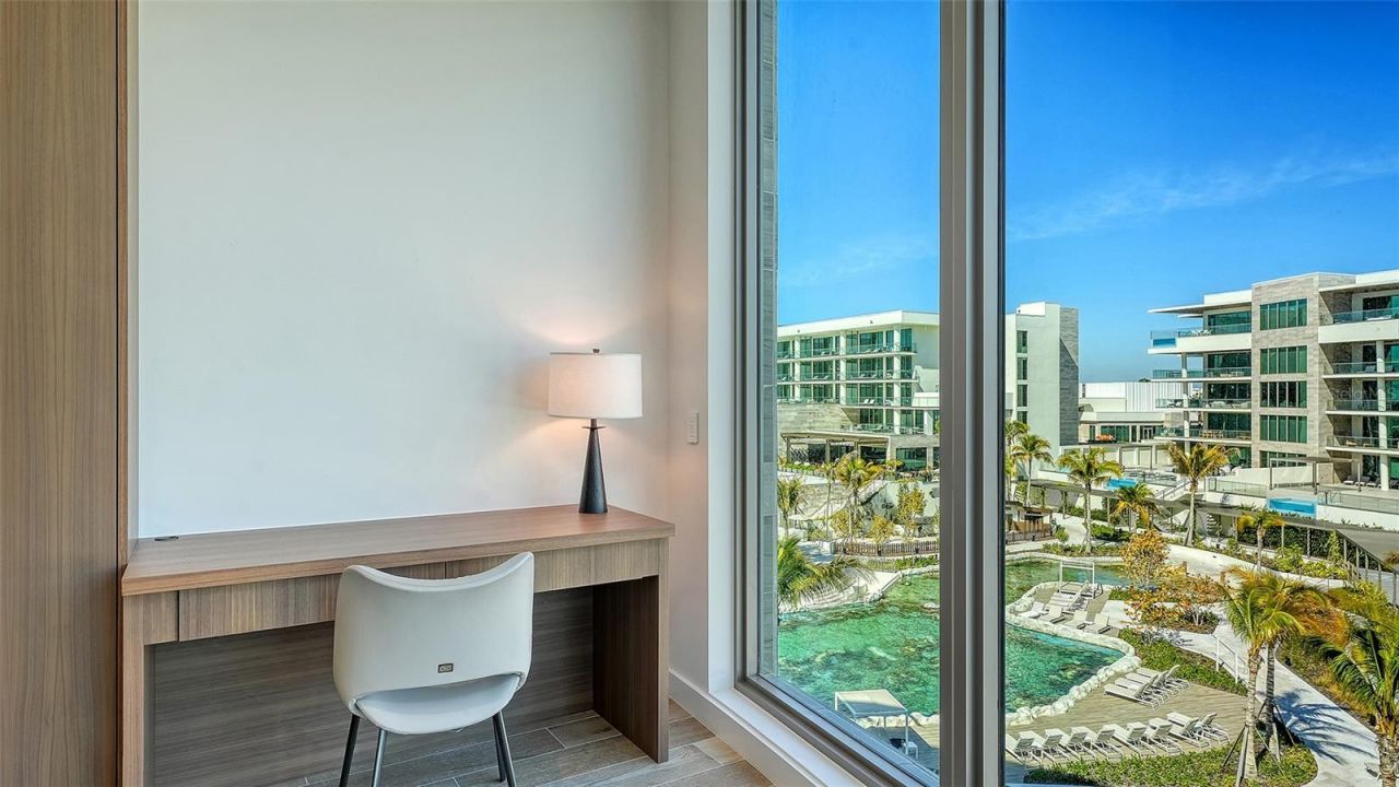 1561 Gulf Of Mexico Drive, Unit 404, Longboat Key, FL 34228 Photo