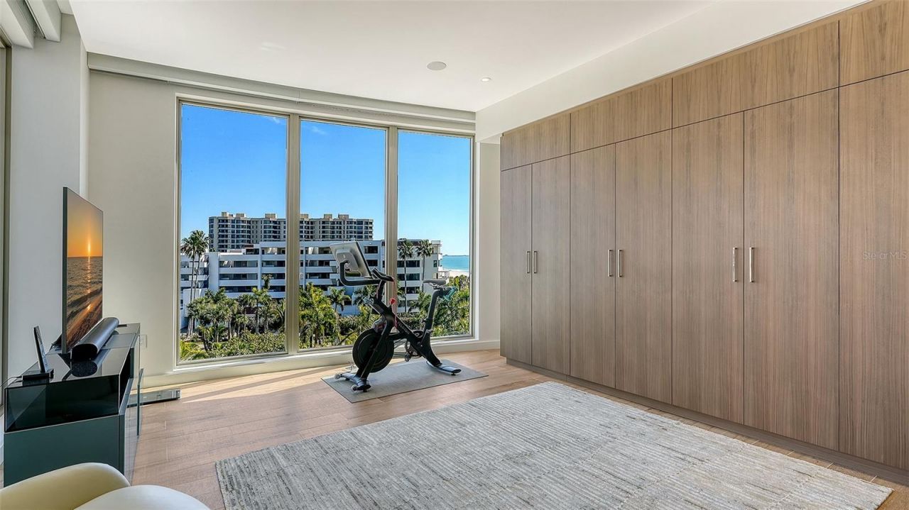 1561 Gulf Of Mexico Drive, Unit 404, Longboat Key, FL 34228 Photo