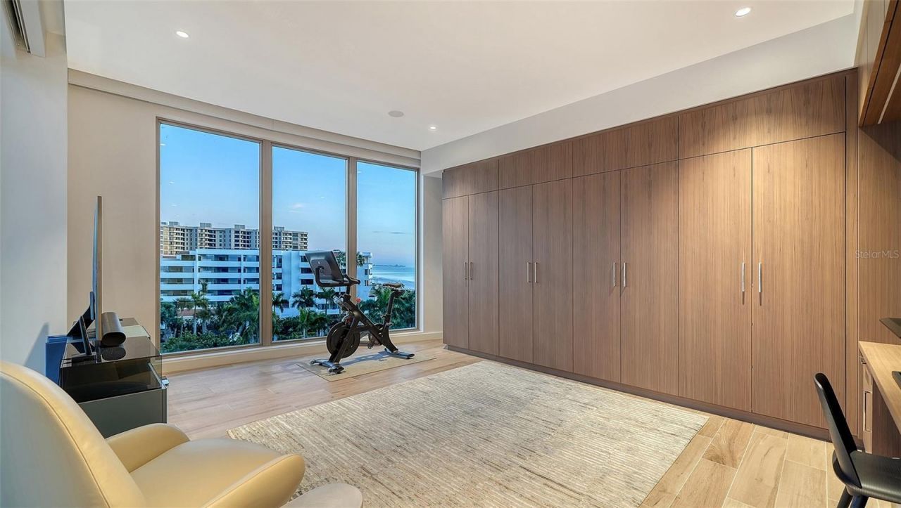 1561 Gulf Of Mexico Drive, Unit 404, Longboat Key, FL 34228 Photo