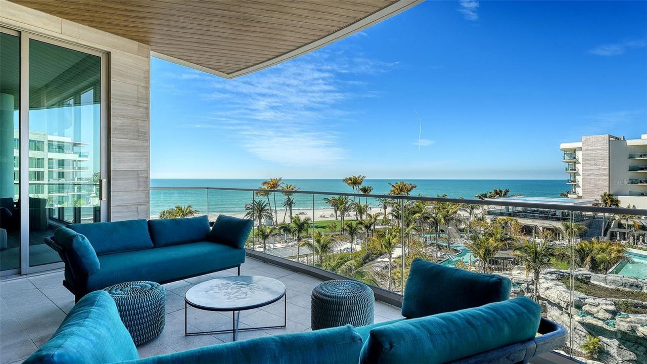 1561 Gulf Of Mexico Drive, Unit 404, Longboat Key, FL 34228 Photo