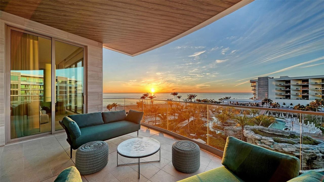 1561 Gulf Of Mexico Drive, Unit 404, Longboat Key, FL 34228 Photo