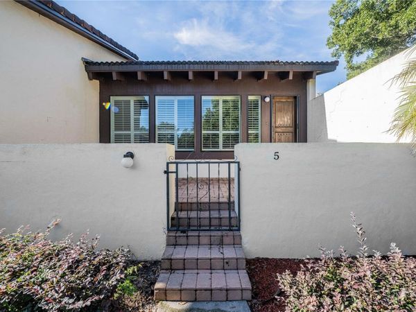 5 LOMA VERDE , LAKELAND, FL 33813