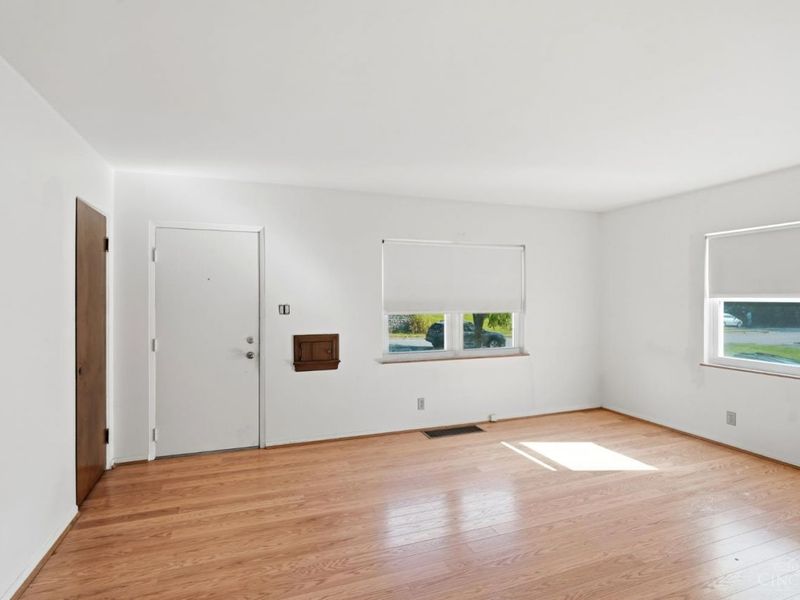 1515 Spring Lawn Avenue, Cincinnati, OH 45223 Photo 6