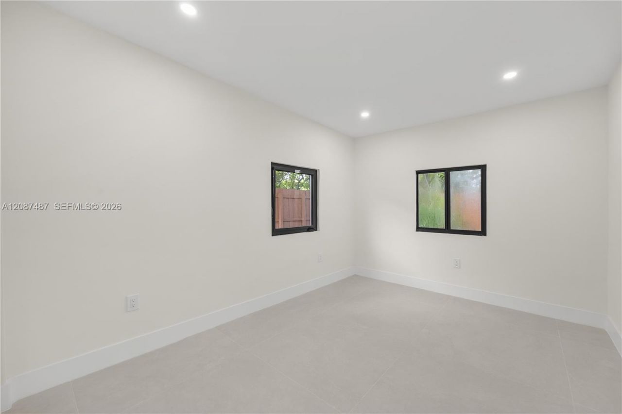 1980 SW 32nd Ave, Miami, FL 33145 Photo