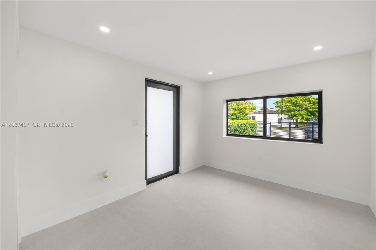 1980 SW 32nd Ave, Miami, FL 33145 Photo