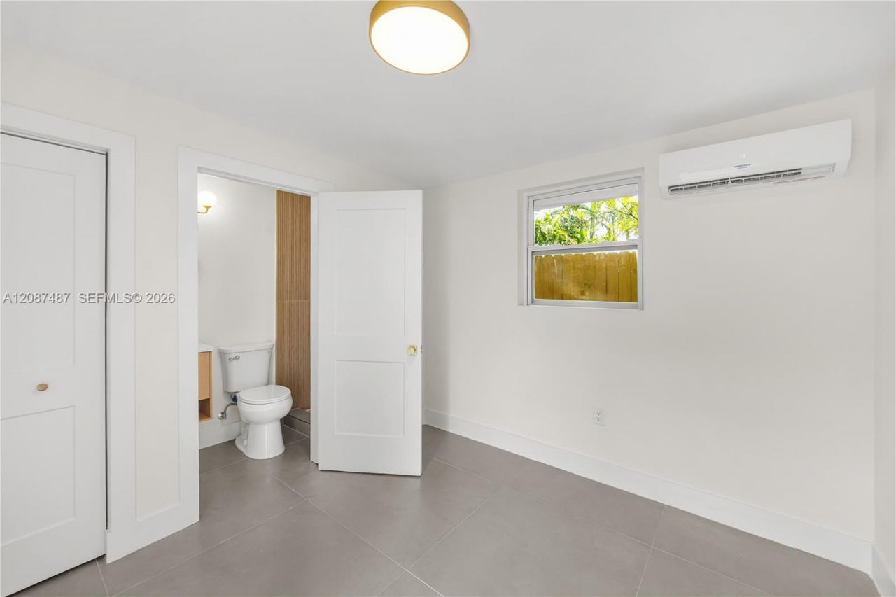 1980 SW 32nd Ave, Miami, FL 33145 Photo