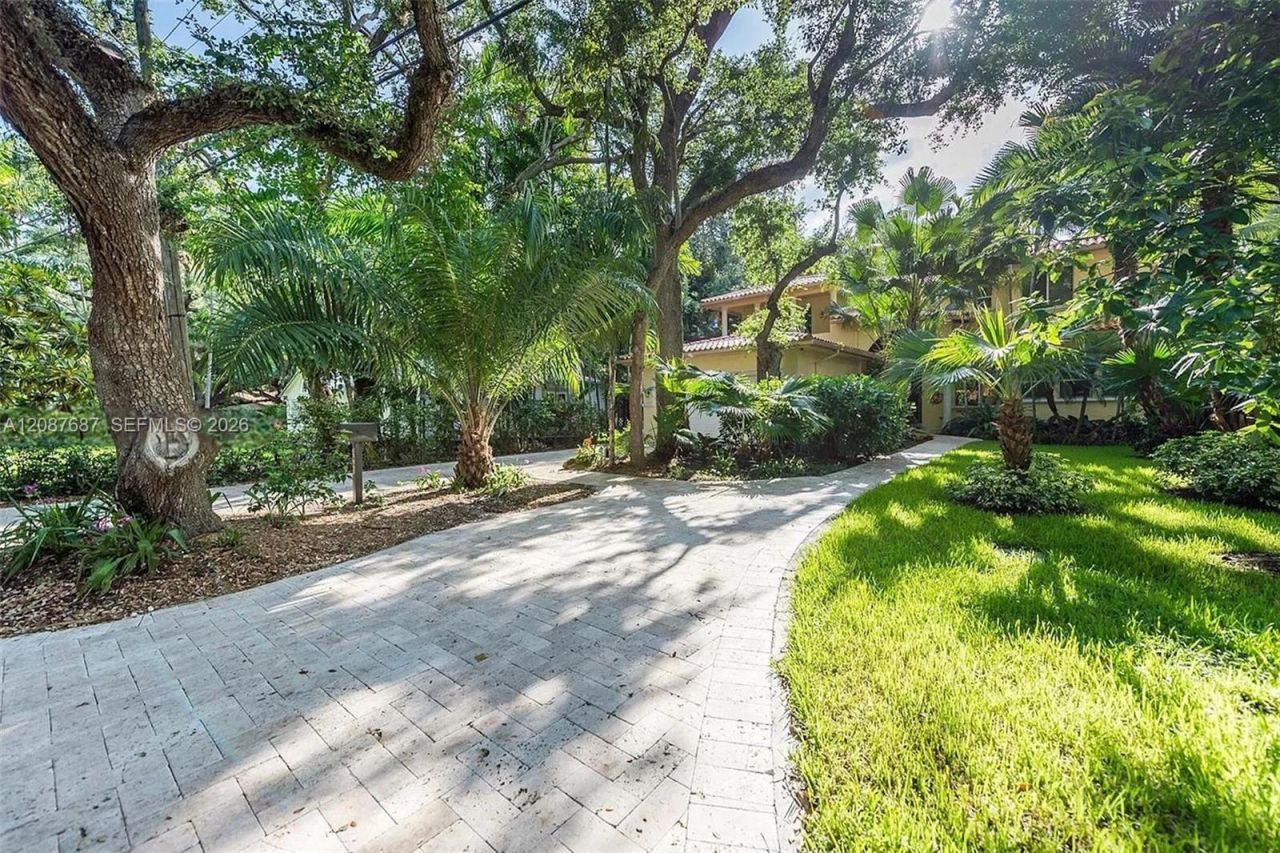 3665 Justison Rd, Unit N/A, Miami, FL 33133 Photo