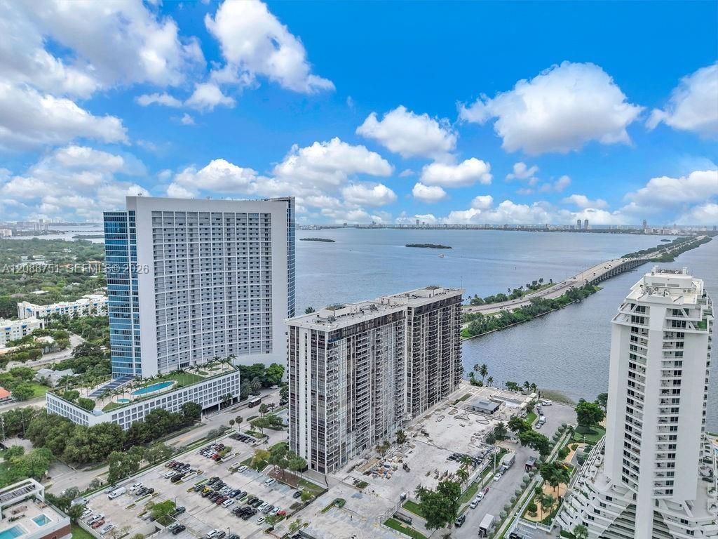 600 NE 36th St, Unit 508, Miami, FL 33137 Photo