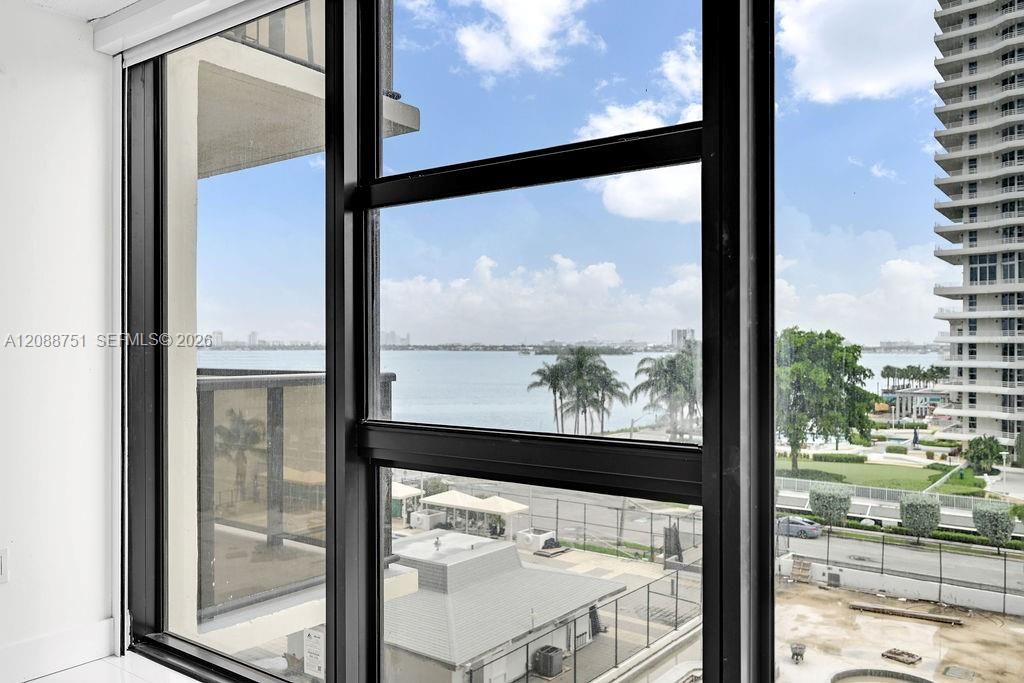 600 NE 36th St, Unit 508, Miami, FL 33137 Photo