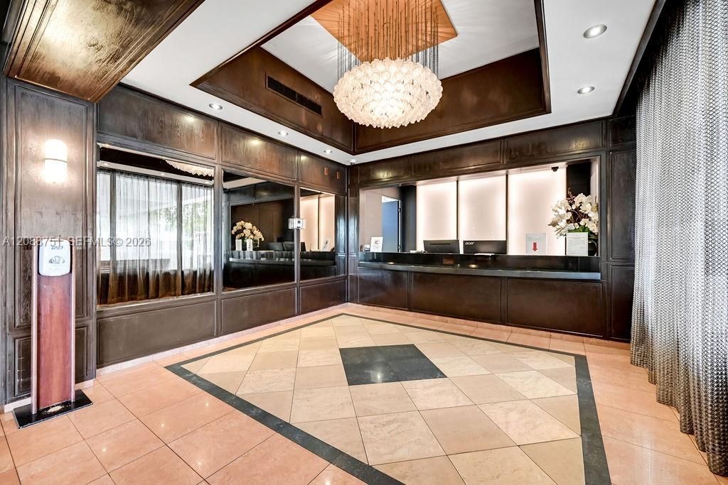 600 NE 36th St, Unit 508, Miami, FL 33137 Photo