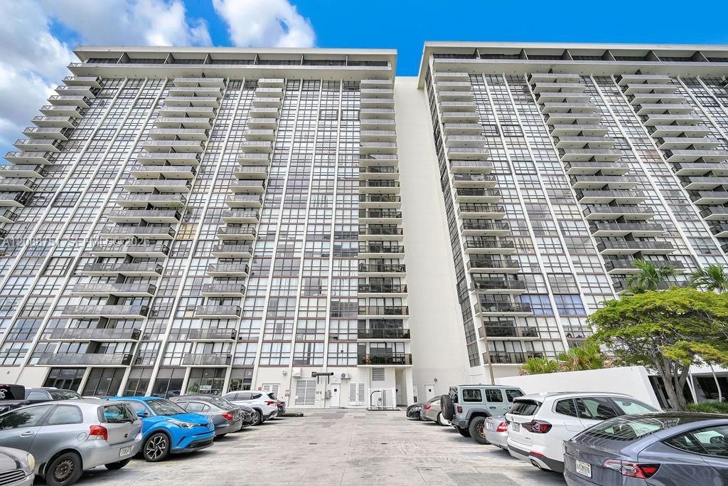 600 NE 36th St, Unit 508, Miami, FL 33137 Photo