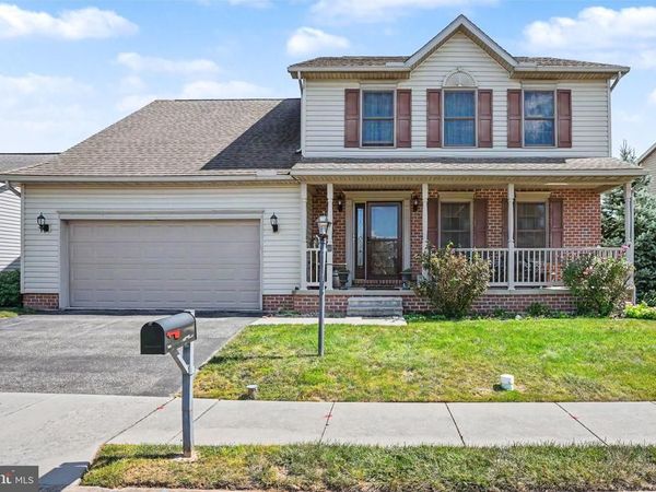 8 SYCAMORE COURT, LITTLESTOWN, PA 17340