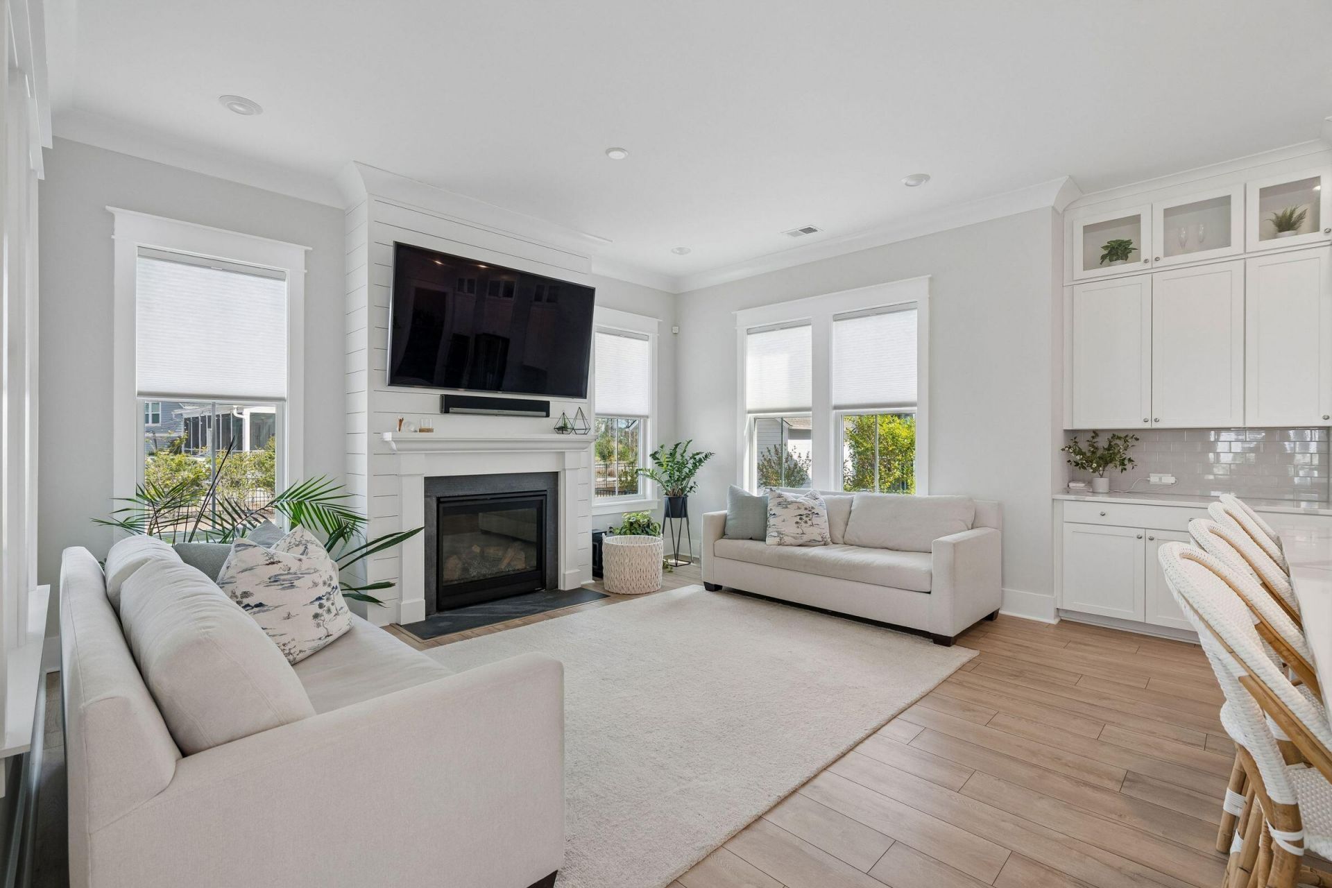 3605 Clambank Drive Photo 4