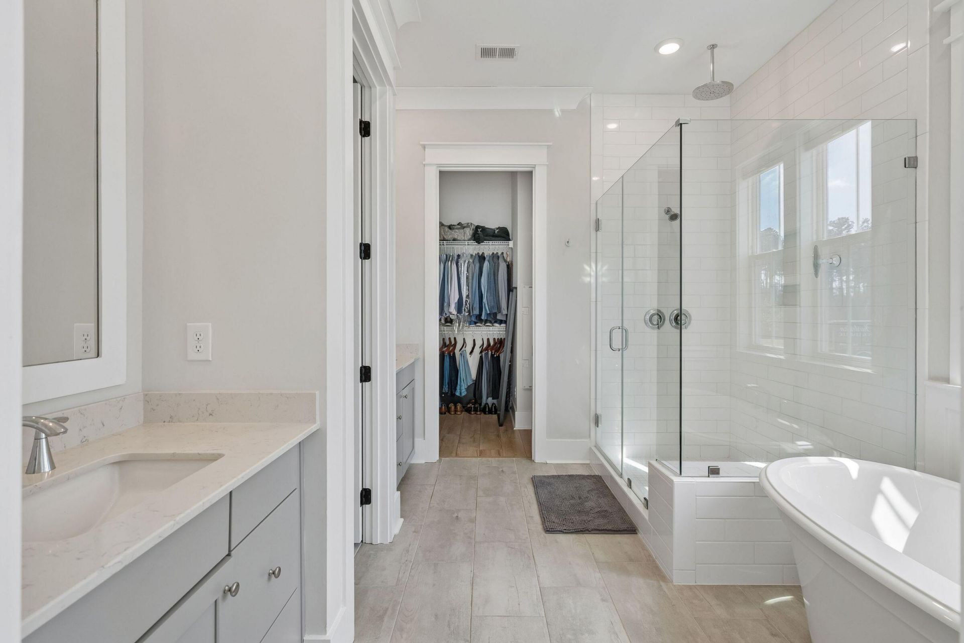 3605 Clambank Drive Photo 8