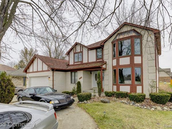 38092 Westchester Road , Sterling Heights, Mi 48310