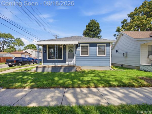 17803 Tennyson Street, Roseville, Mi 48066