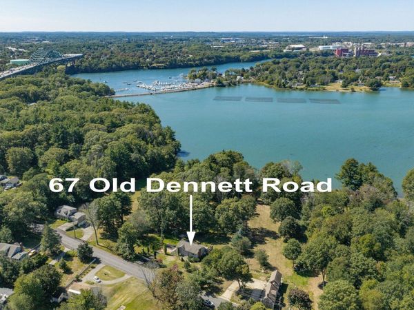 67 Old Dennett Road , Kittery, ME 03904