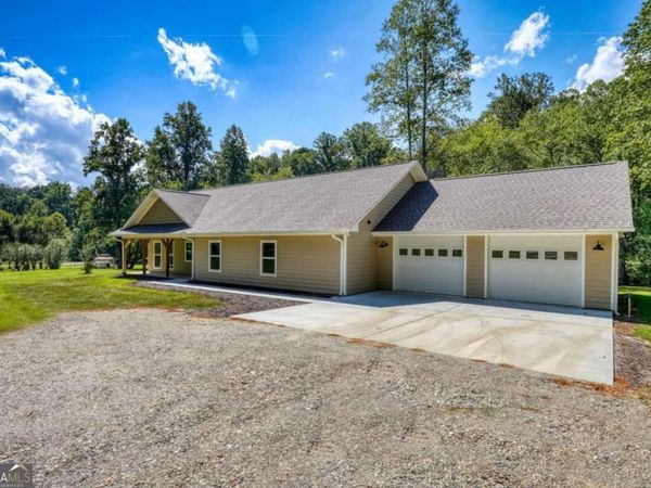 590 Pinebrook Drive, Blairsville, GA 30512