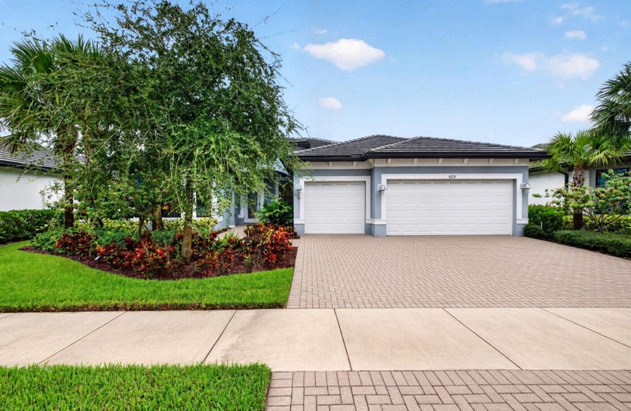 4529 Pinehurst Trail W, Oakland Park, FL 33309 Photo