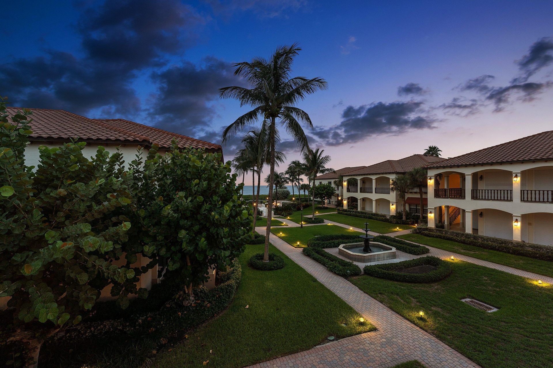 5841 N Ocean Boulevard, Unit F2, Ocean Ridge, FL 33435 Photo