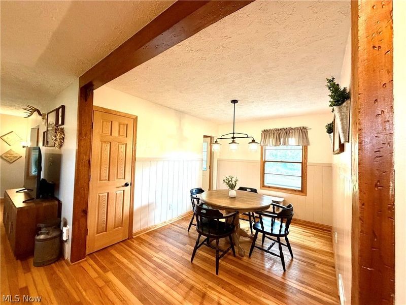 11250 Loris Avenue , Aurora, OH 44202 Photo 10