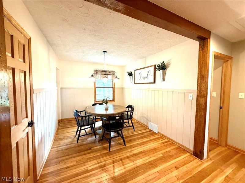 11250 Loris Avenue , Aurora, OH 44202 Photo 12