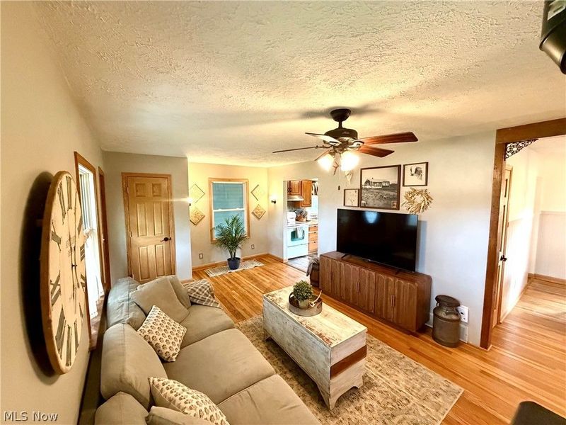 11250 Loris Avenue , Aurora, OH 44202 Photo 14