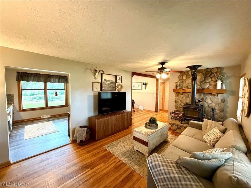11250 Loris Avenue , Aurora, OH 44202 Photo 15