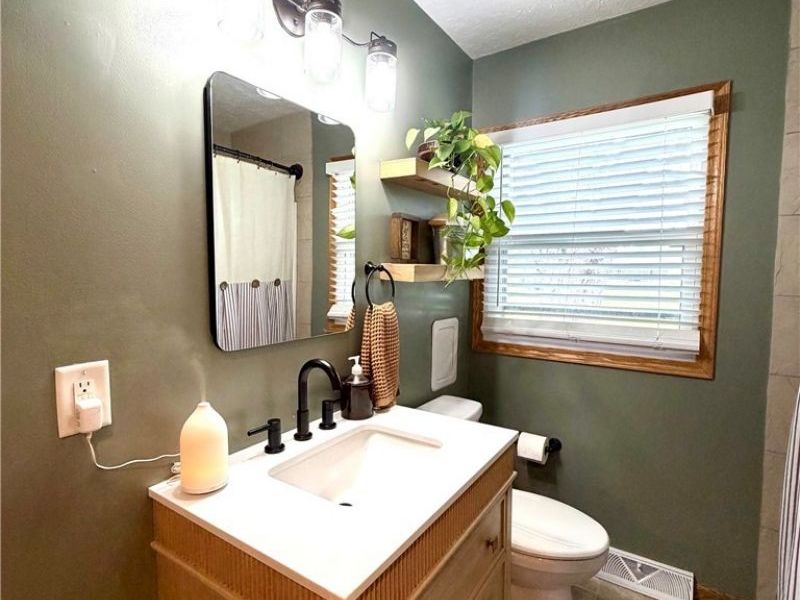 11250 Loris Avenue , Aurora, OH 44202 Photo 19