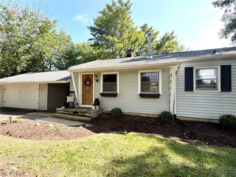 11250 Loris Avenue , Aurora, OH 44202 Photo 2
