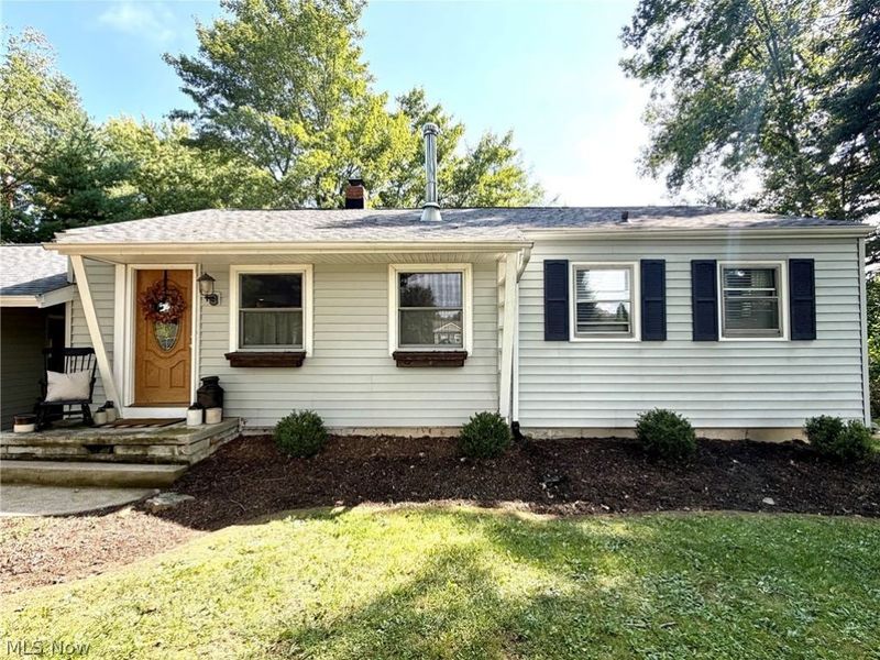 11250 Loris Avenue , Aurora, OH 44202 Photo 3