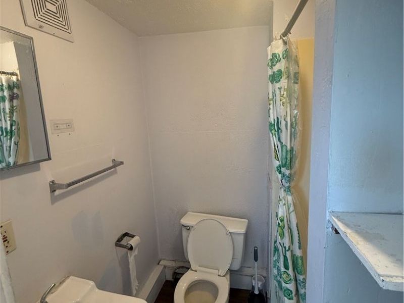 3412 & 3414 Monroe Street , Bellaire, OH 43906 Photo 12