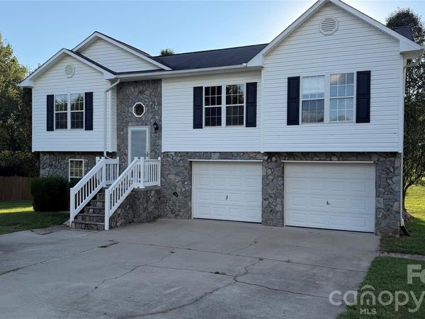 3358 Lilac Lane, Hudson, NC 28638