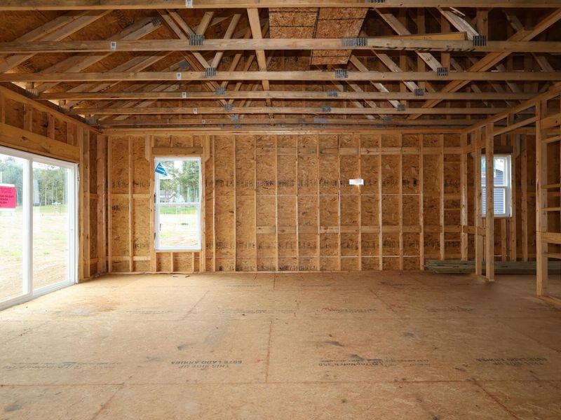 540 Creekside Loop S, Pataskala, OH 43062 Photo 4