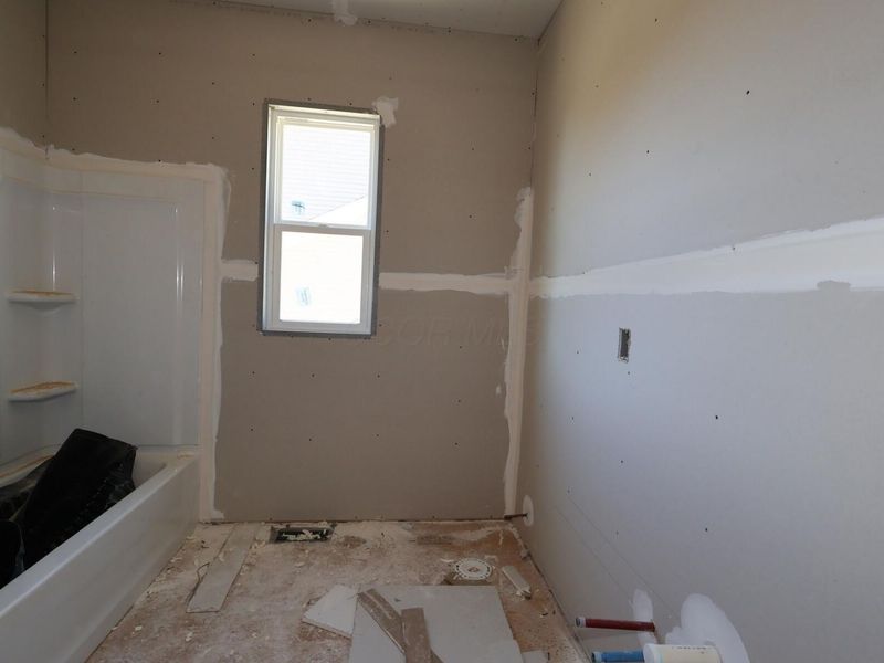 540 Creekside Loop S, Pataskala, OH 43062 Photo 7