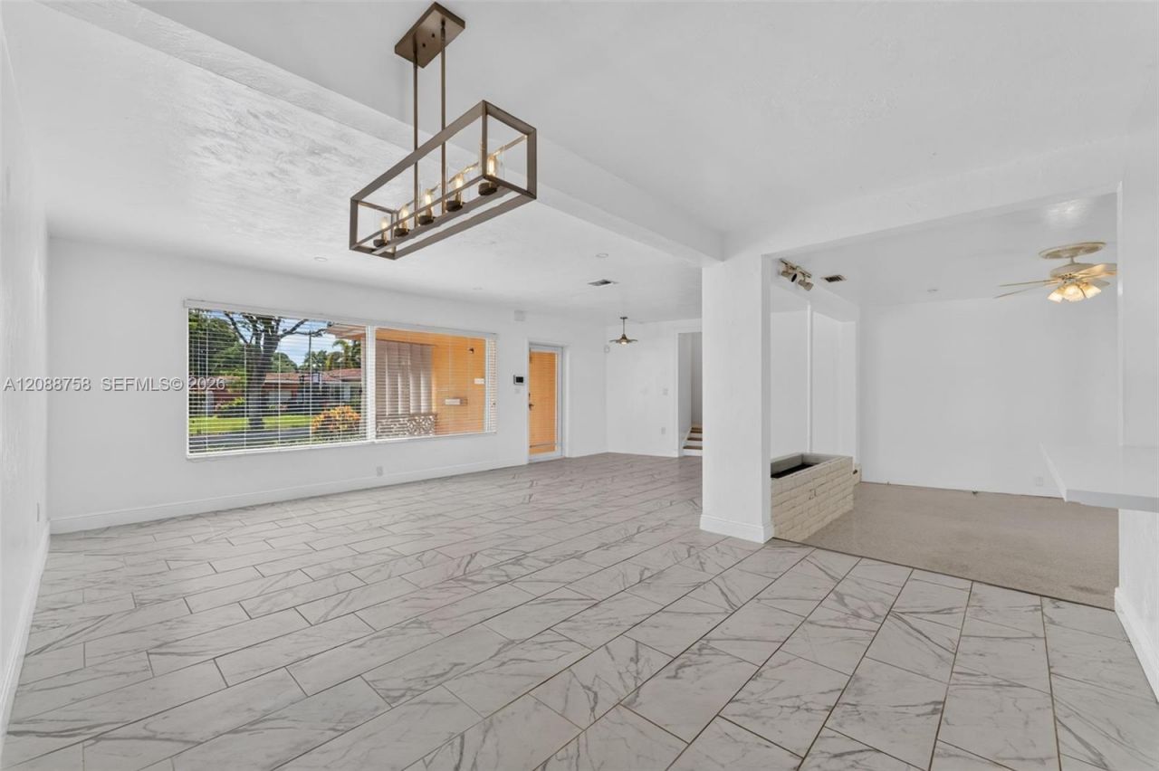 12140 NE Miami Ct, North Miami, FL 33161 Photo