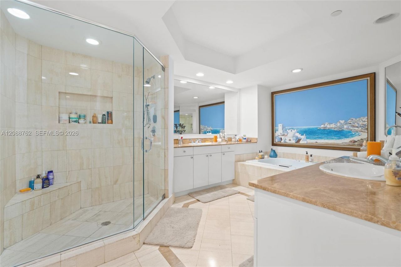 21050 Point Pl, Unit 802, Aventura, FL 33180 Photo