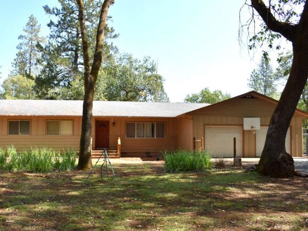 359 Northwoods Drive, Merlin, OR 97532