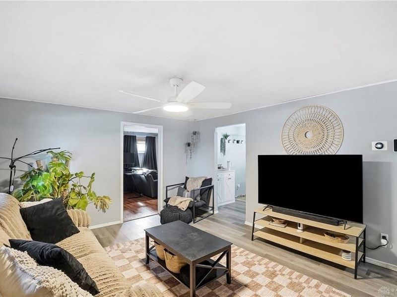 4982 Tewkesbury Drive, Huber Heights, OH 45424 Photo 6