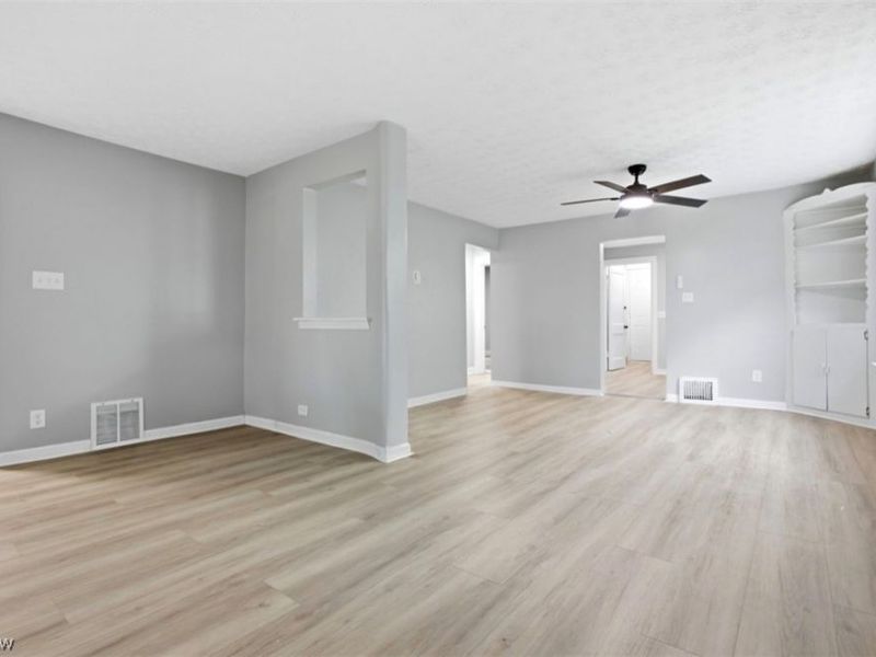 12000 Soika , Cleveland, OH 44120 Photo 11