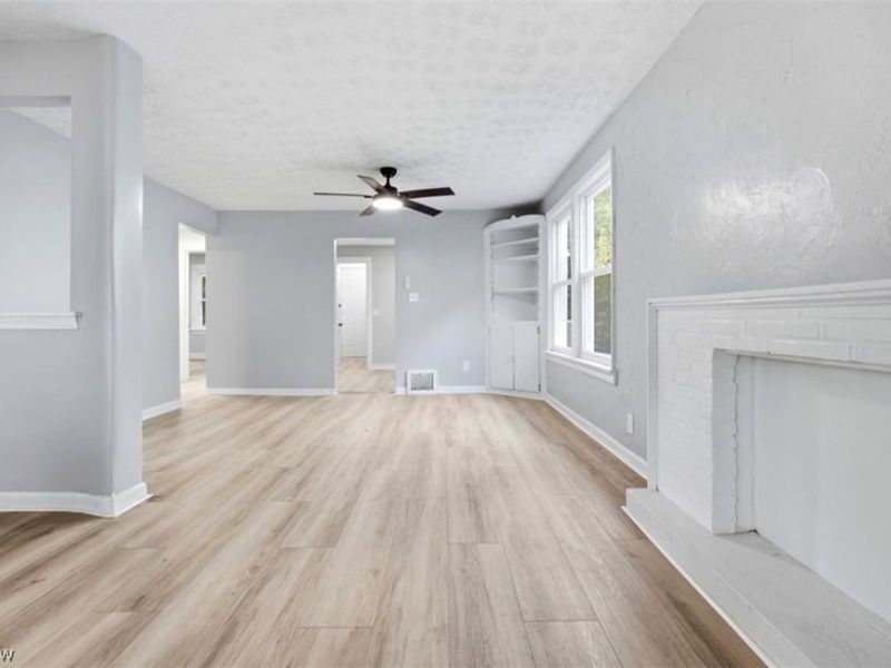 12000 Soika , Cleveland, OH 44120 Photo 12