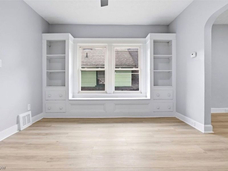 12000 Soika , Cleveland, OH 44120 Photo 24