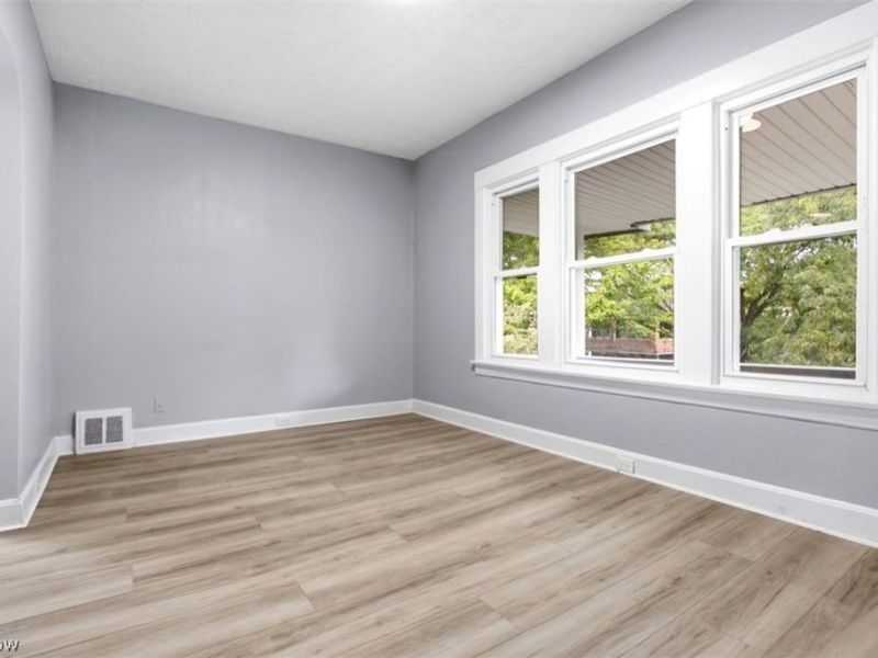 12000 Soika , Cleveland, OH 44120 Photo 26