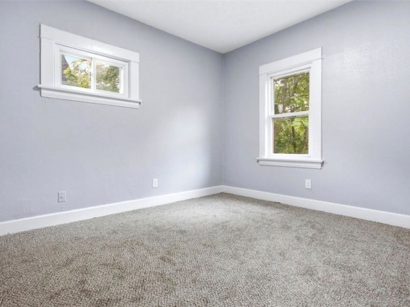 12000 Soika , Cleveland, OH 44120 Photo 29