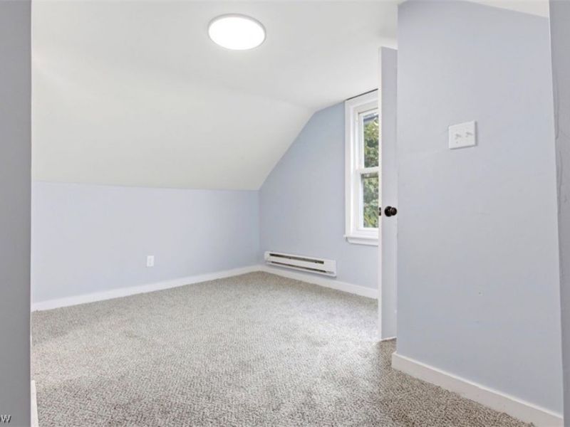 12000 Soika , Cleveland, OH 44120 Photo 33